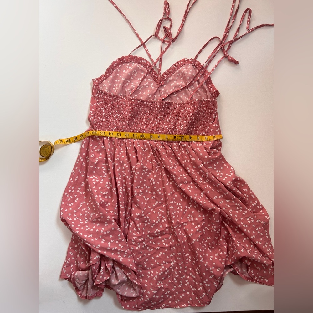 sweetheart neck tie heart print dress